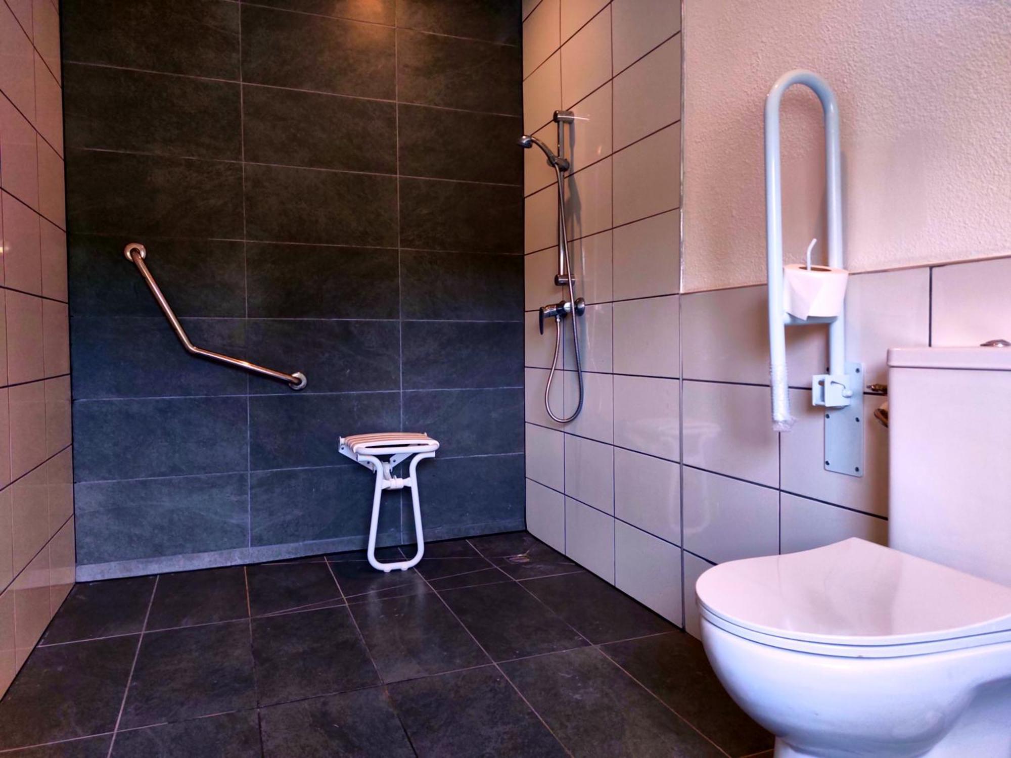 Hotel La Voile Bleue 라리샤르데 외부 사진