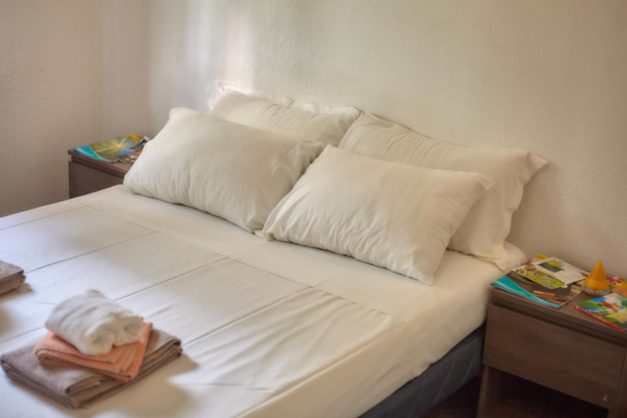 Hotel La Voile Bleue 라리샤르데 객실 사진