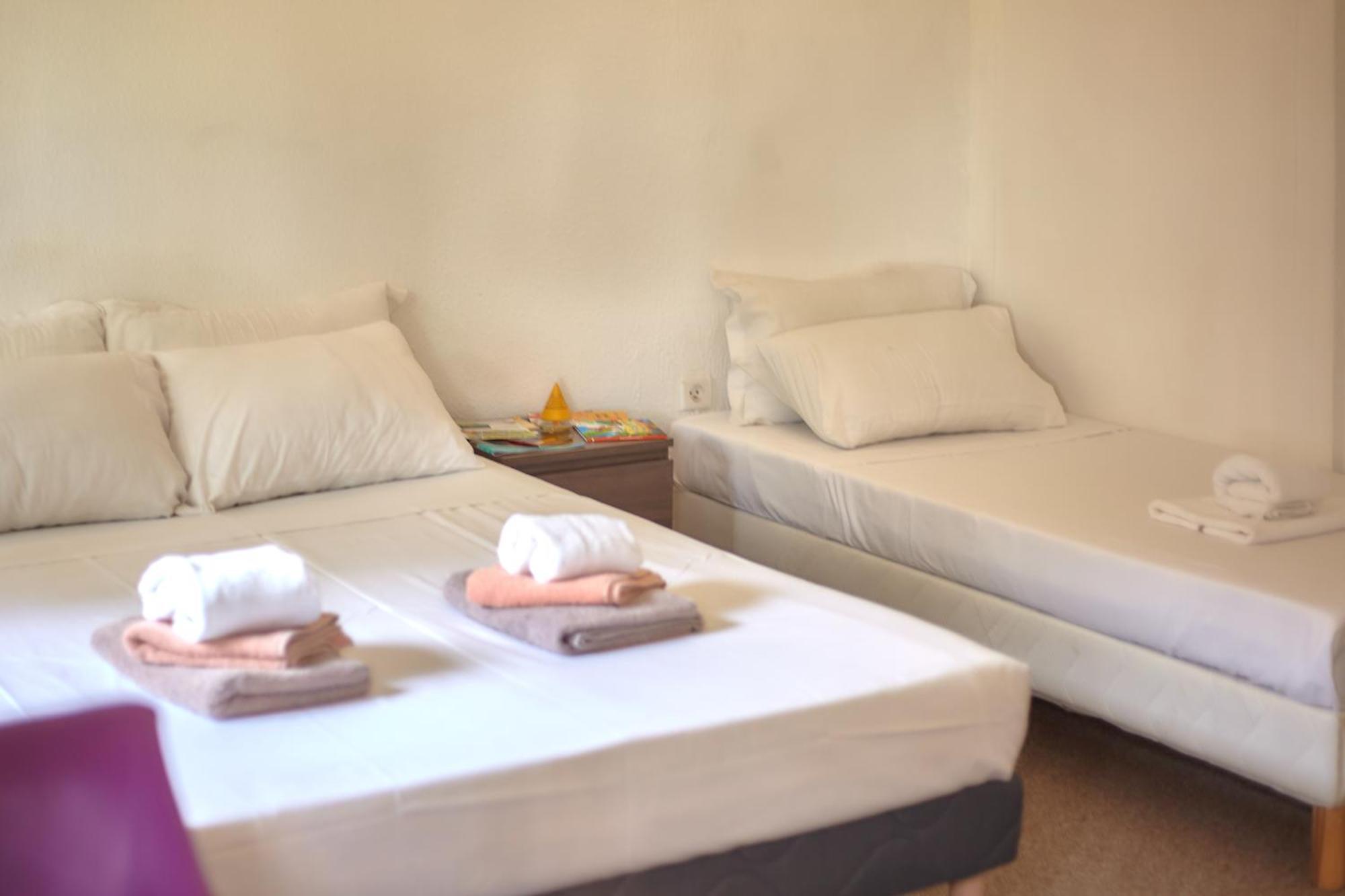 Hotel La Voile Bleue 라리샤르데 객실 사진